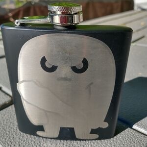 Stainless steel drinking flask mad caveman 6 oz.